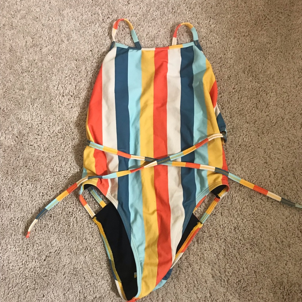 Jolyn size 30 nico tie back HOLD FOR DEANA